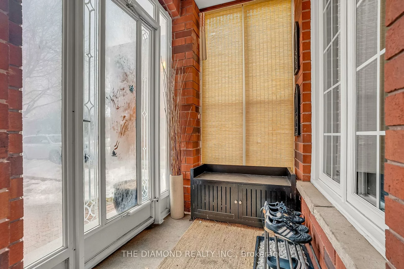 5490, Antrex, Hurontario, Mississauga