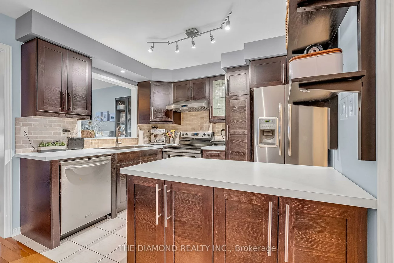 5490, Antrex, Hurontario, Mississauga