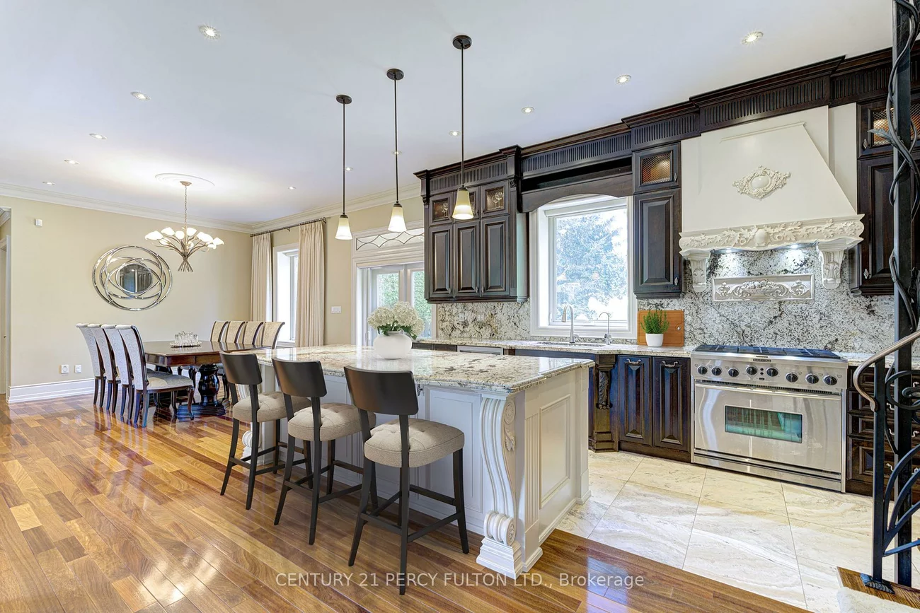 1649, Wedmore, Lorne Park, Mississauga