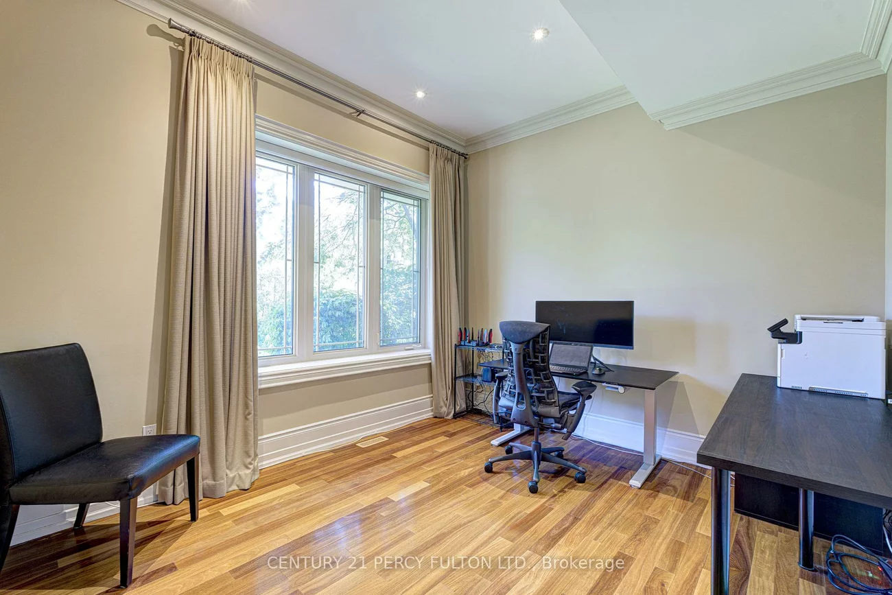 1649, Wedmore, Lorne Park, Mississauga