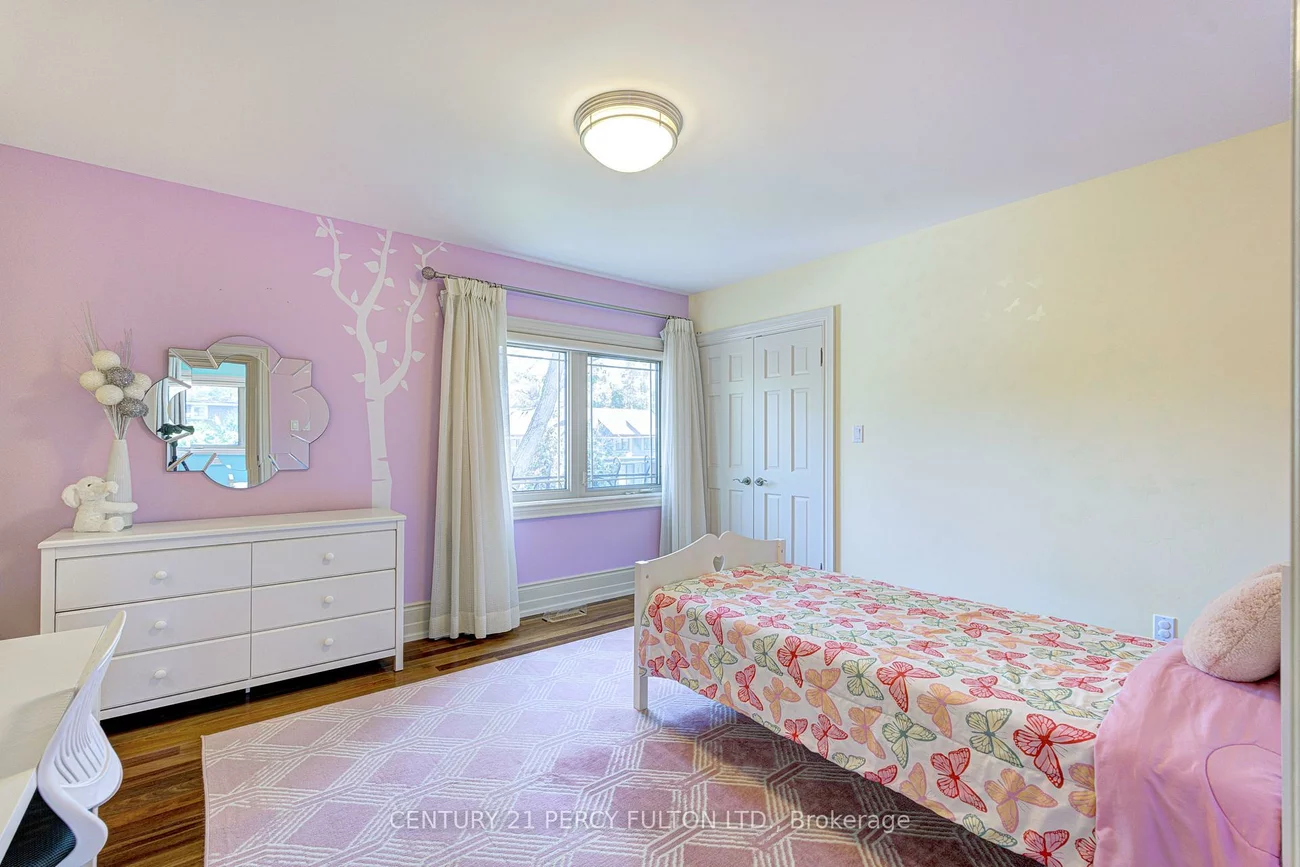 1649, Wedmore, Lorne Park, Mississauga