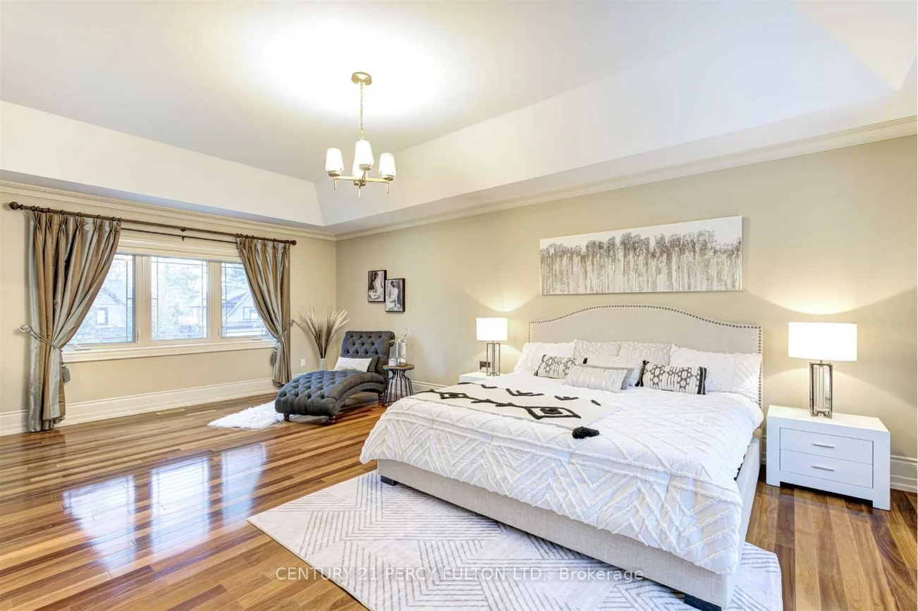 1649, Wedmore, Lorne Park, Mississauga