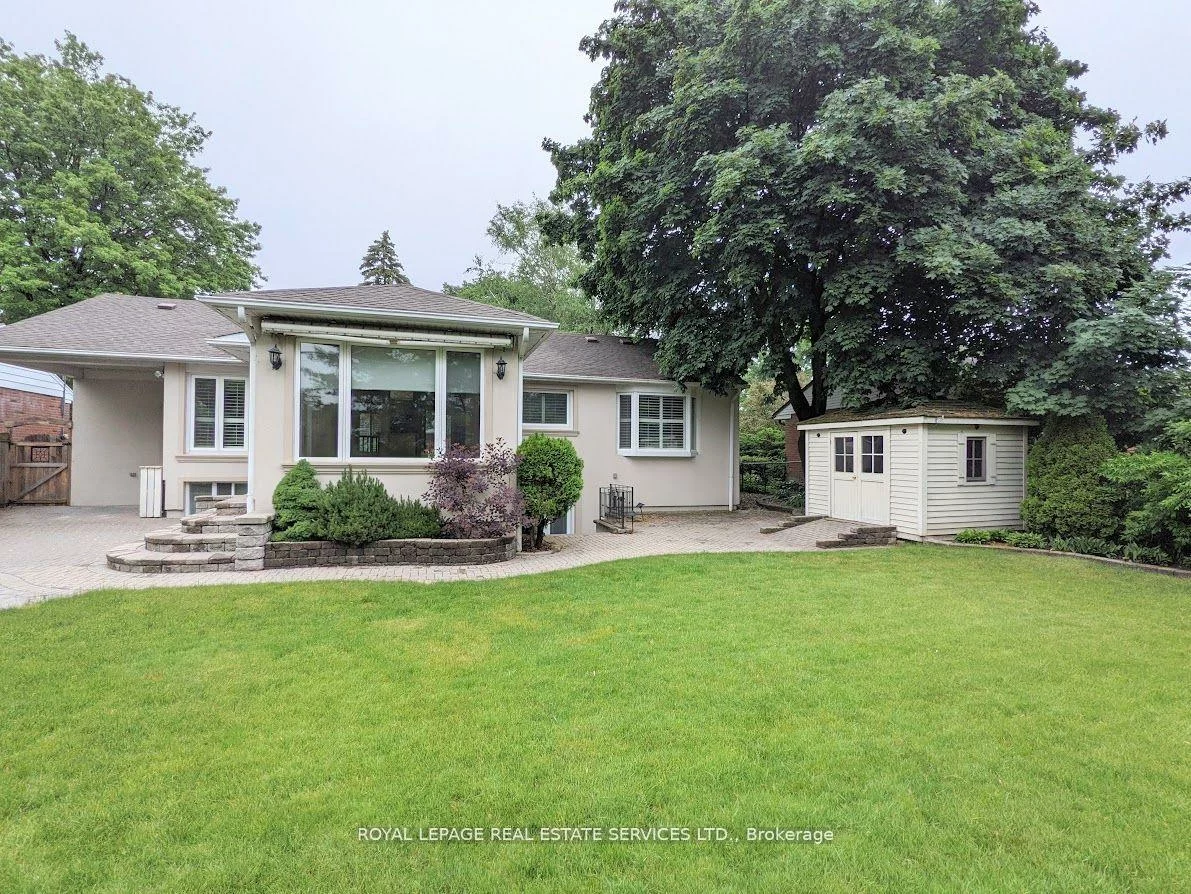 1602, Lincolnshire, Lakeview, Mississauga