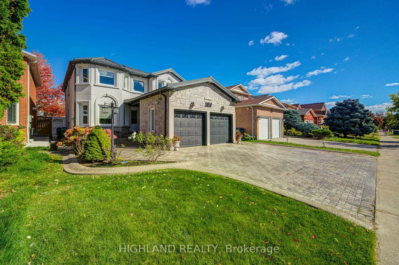 5191, Warwickshire, East Credit, Mississauga