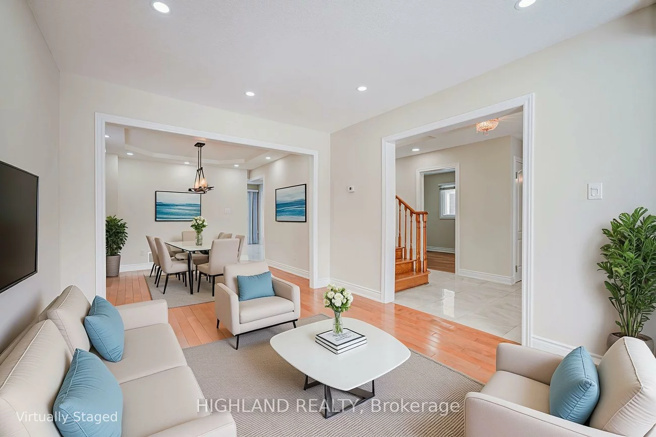 5191, Warwickshire, East Credit, Mississauga