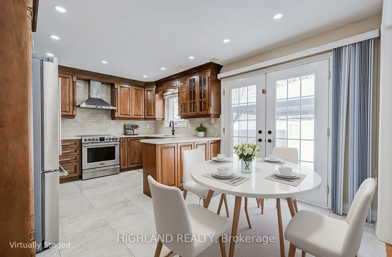 5191, Warwickshire, East Credit, Mississauga