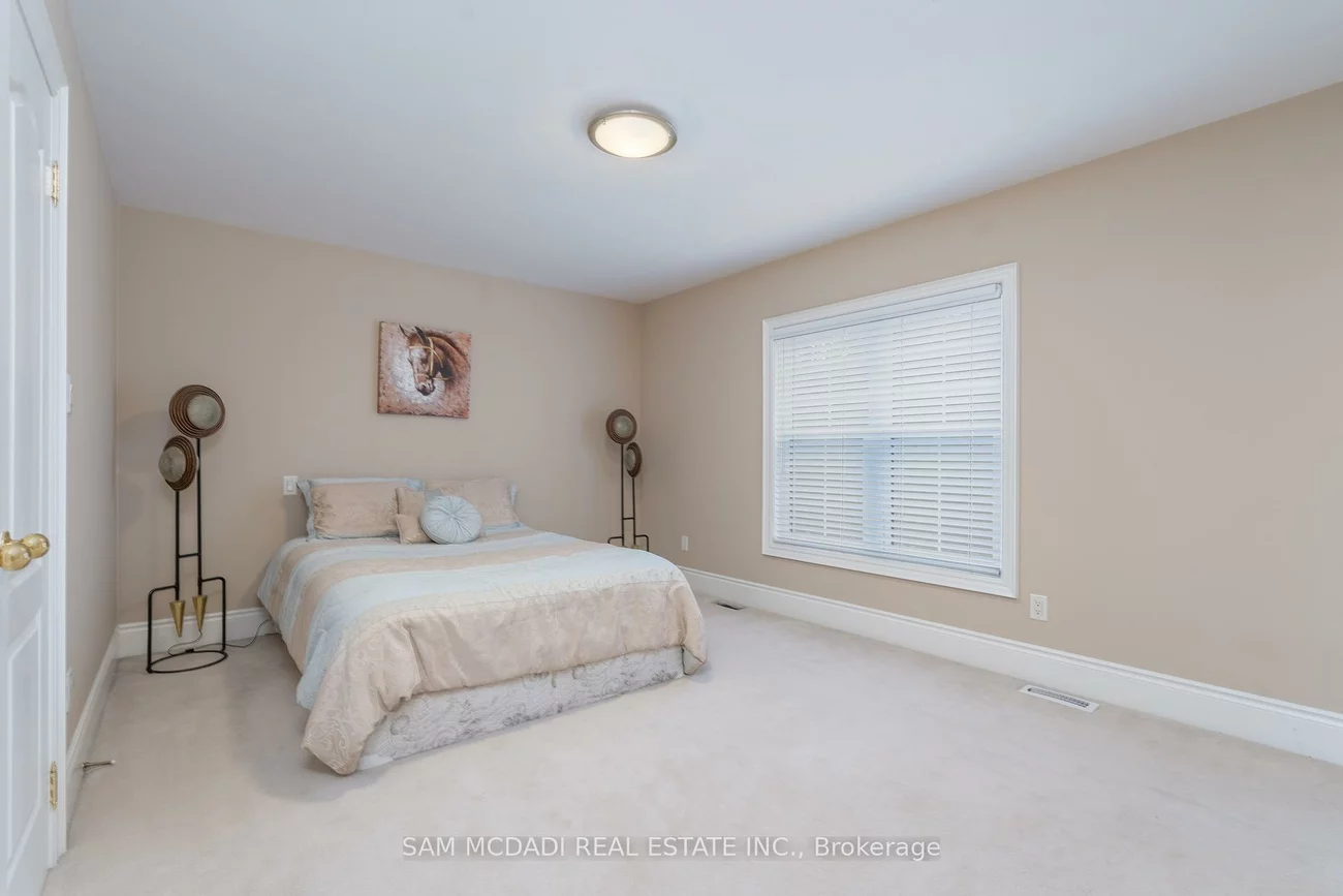 3248, Barchester, Erin Mills, Mississauga