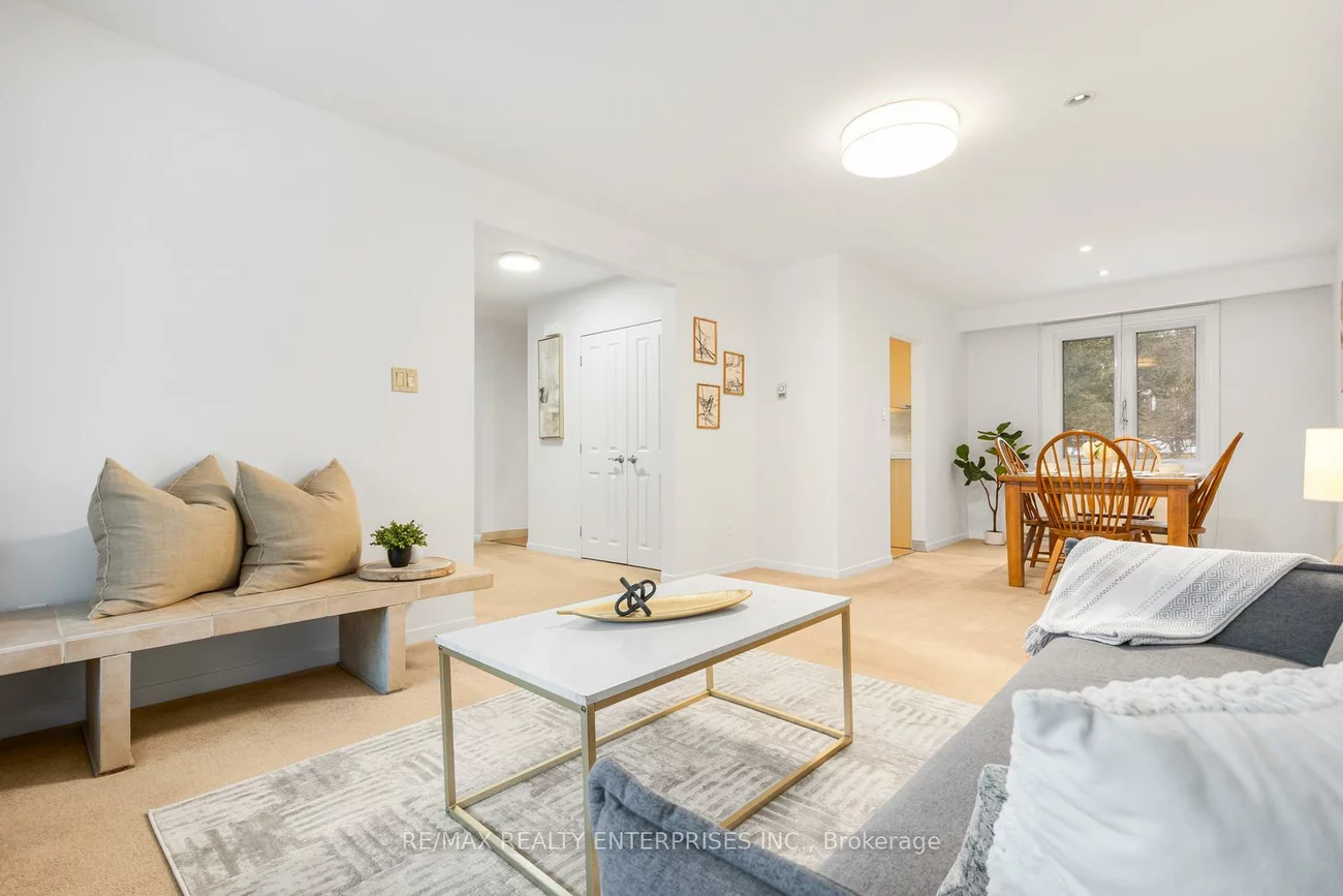 1364, Everall, Clarkson, Mississauga