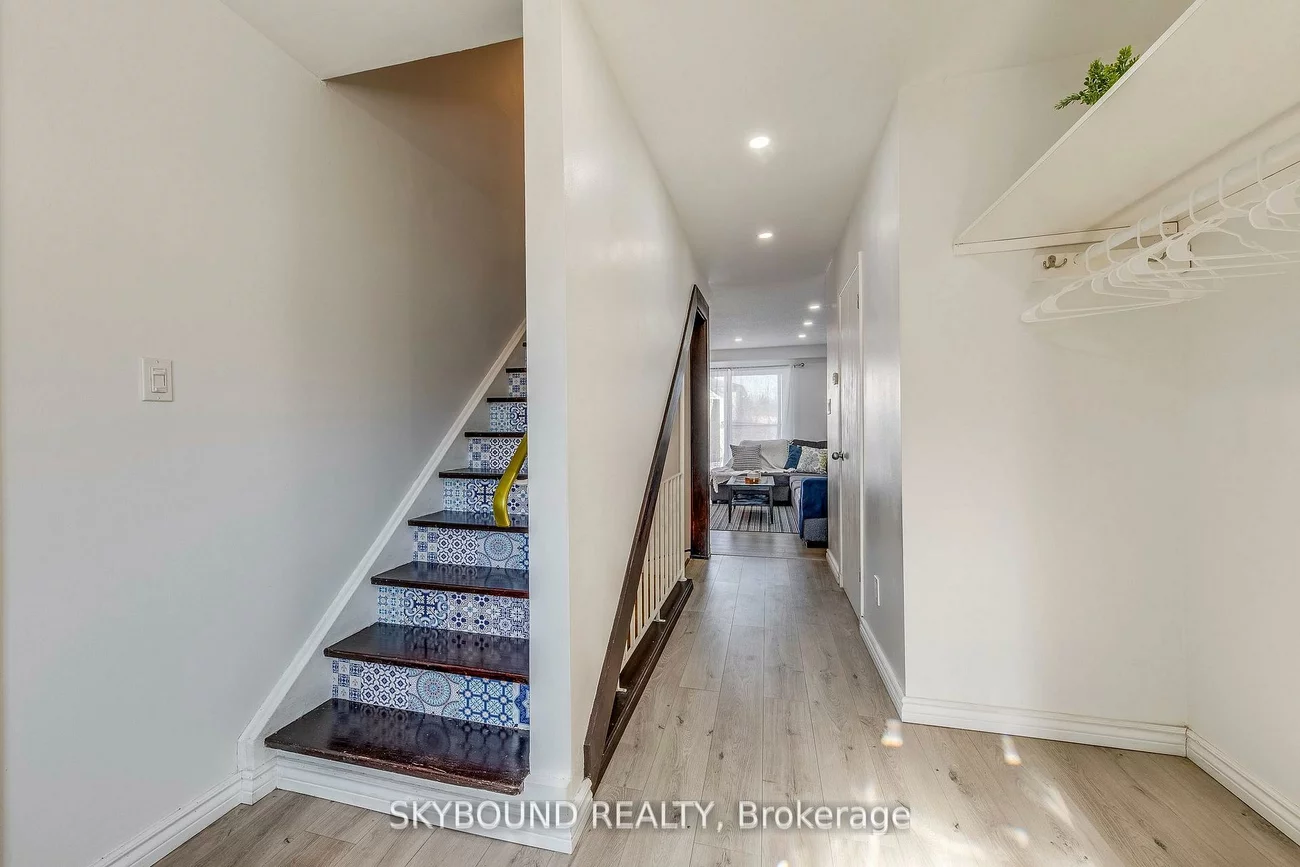 3438, Martins Pine, Erin Mills, Mississauga