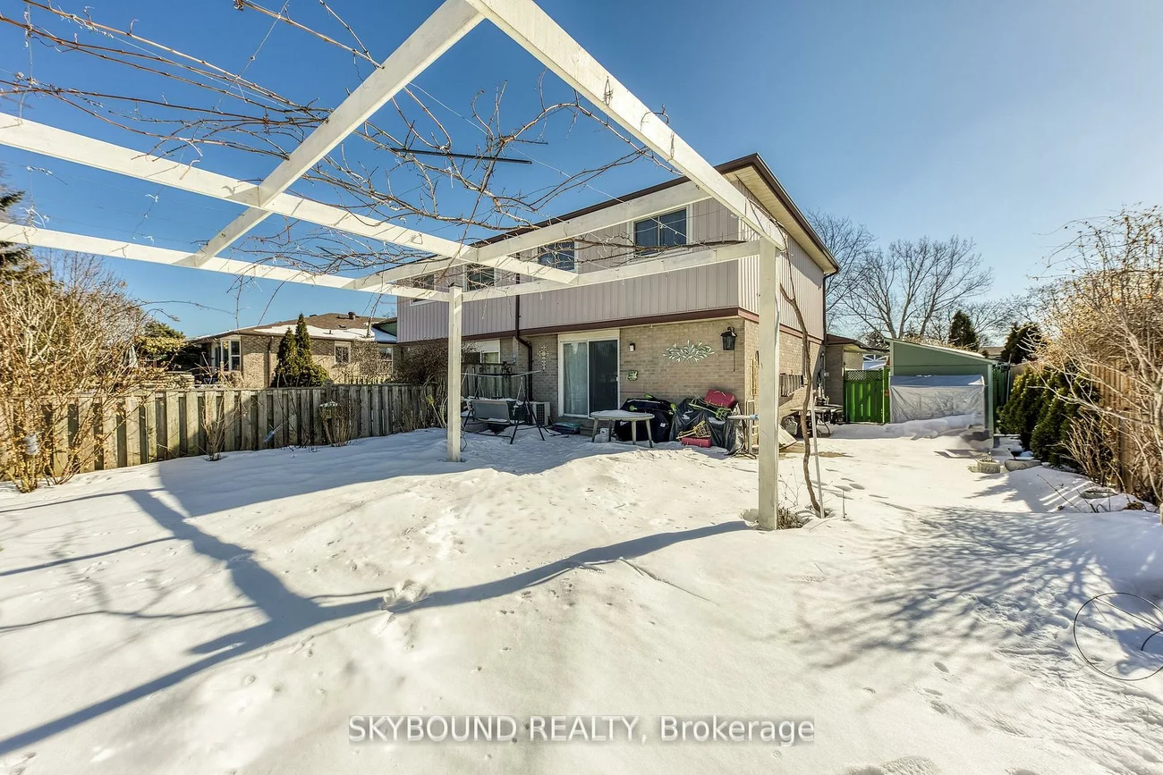 3438, Martins Pine, Erin Mills, Mississauga