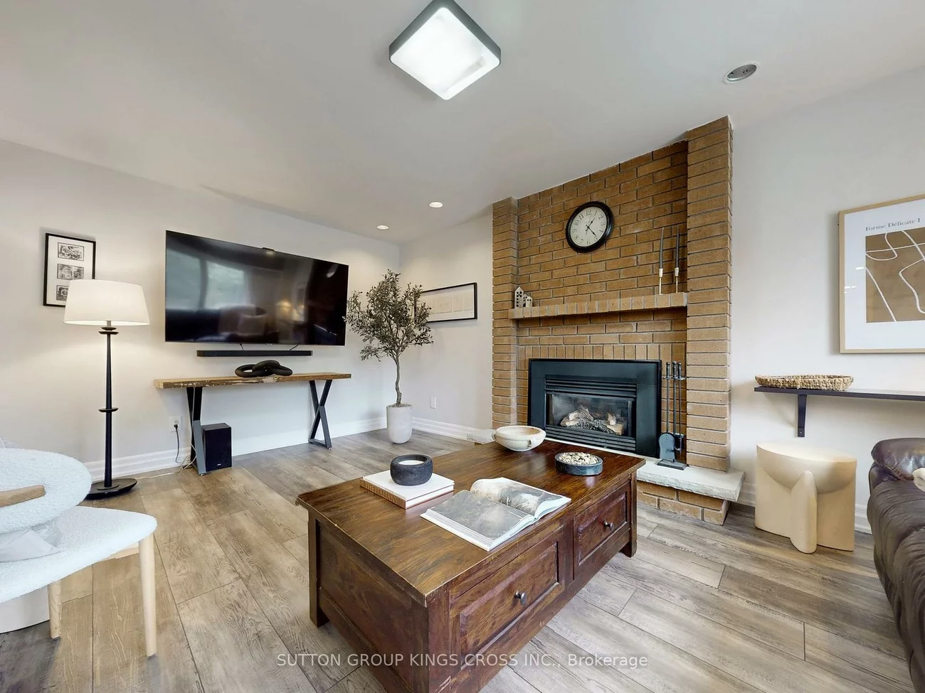 2730, Hammond, Sheridan, Mississauga