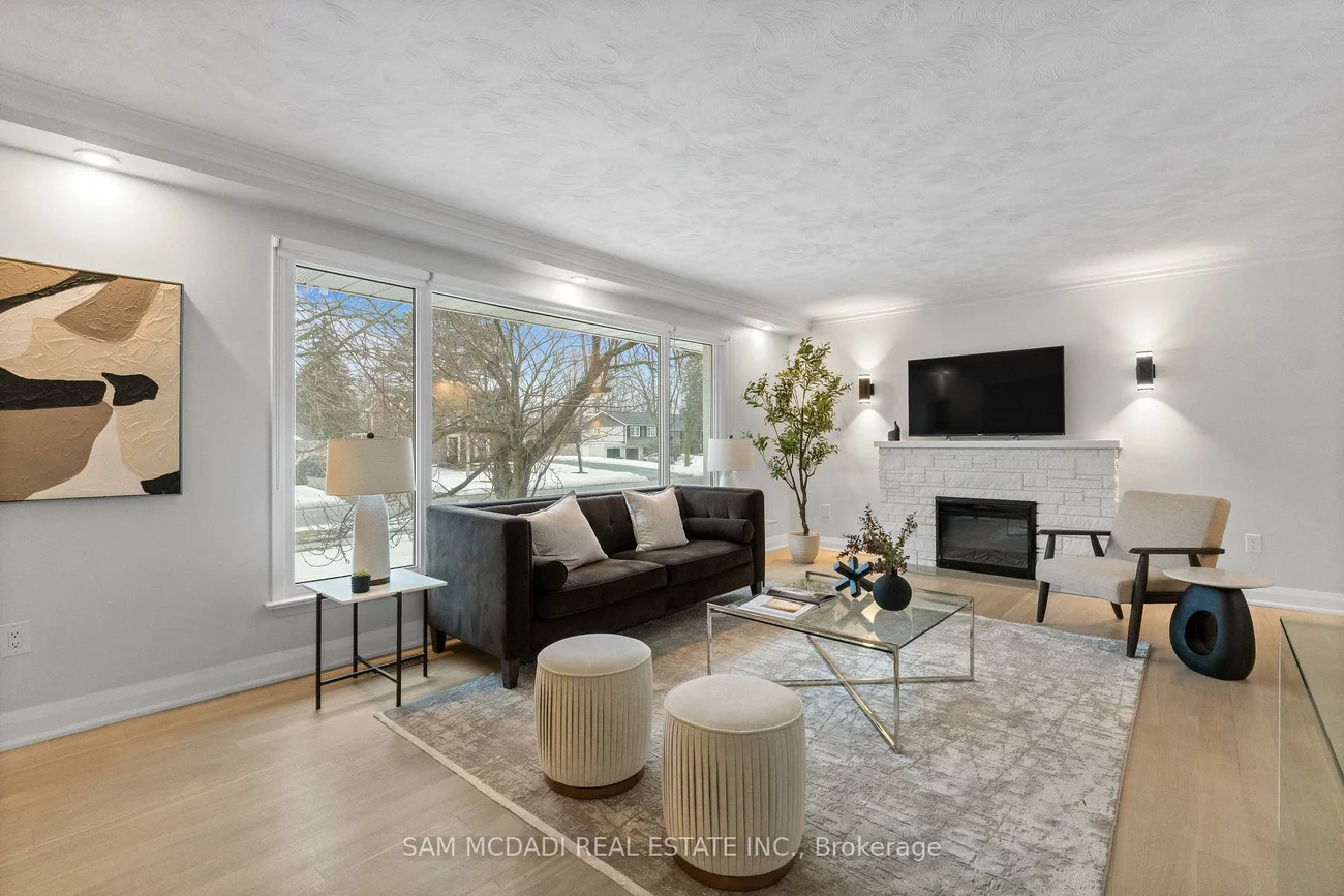 1639, Truscott, Lorne Park, Mississauga