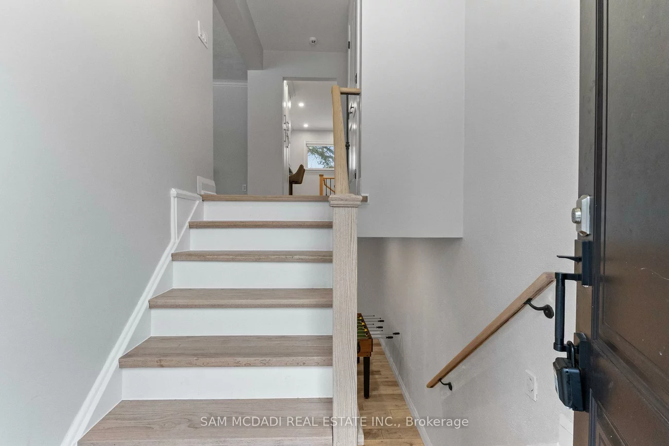 1639, Truscott, Lorne Park, Mississauga