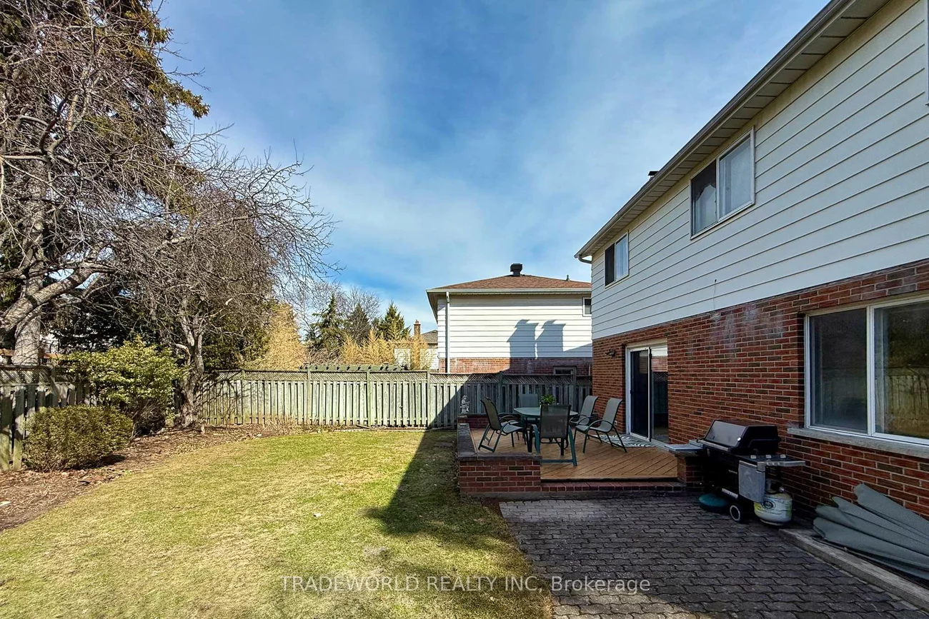 1924, Steepbank, Applewood, Mississauga