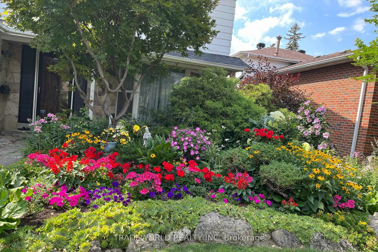 1924, Steepbank, Applewood, Mississauga