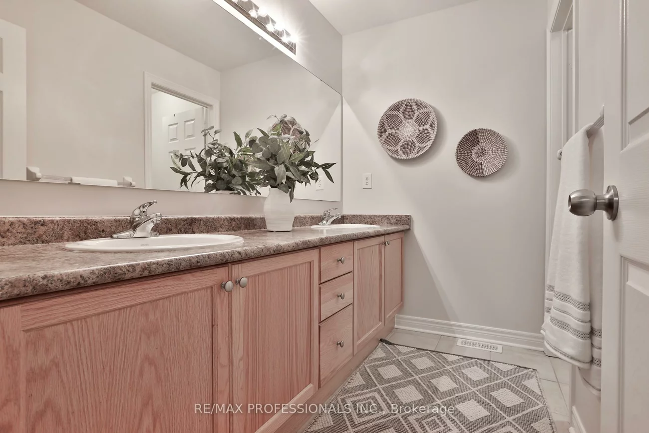 29, Callisto, Streetsville, Mississauga