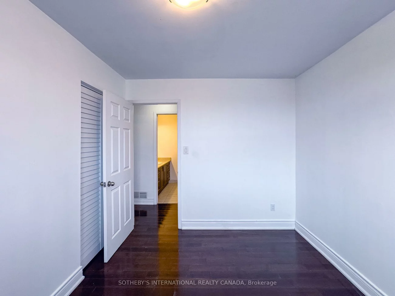 3240, Trisha, Mississauga Valleys, Mississauga