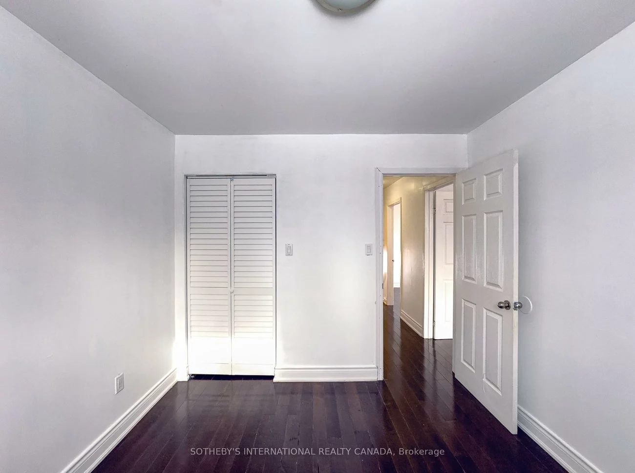 3240, Trisha, Mississauga Valleys, Mississauga