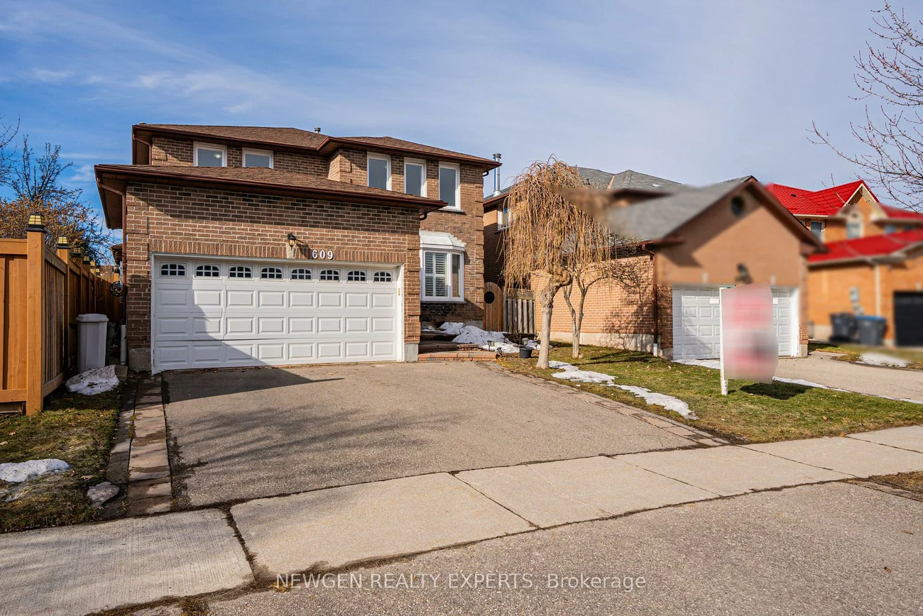 609, Yorkminster, Hurontario, Mississauga