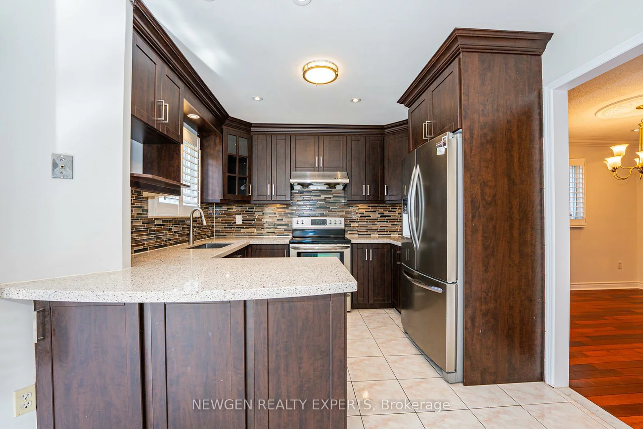 609, Yorkminster, Hurontario, Mississauga