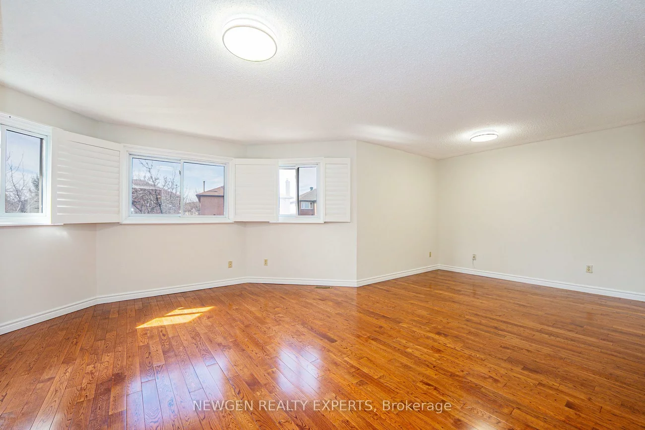 609, Yorkminster, Hurontario, Mississauga