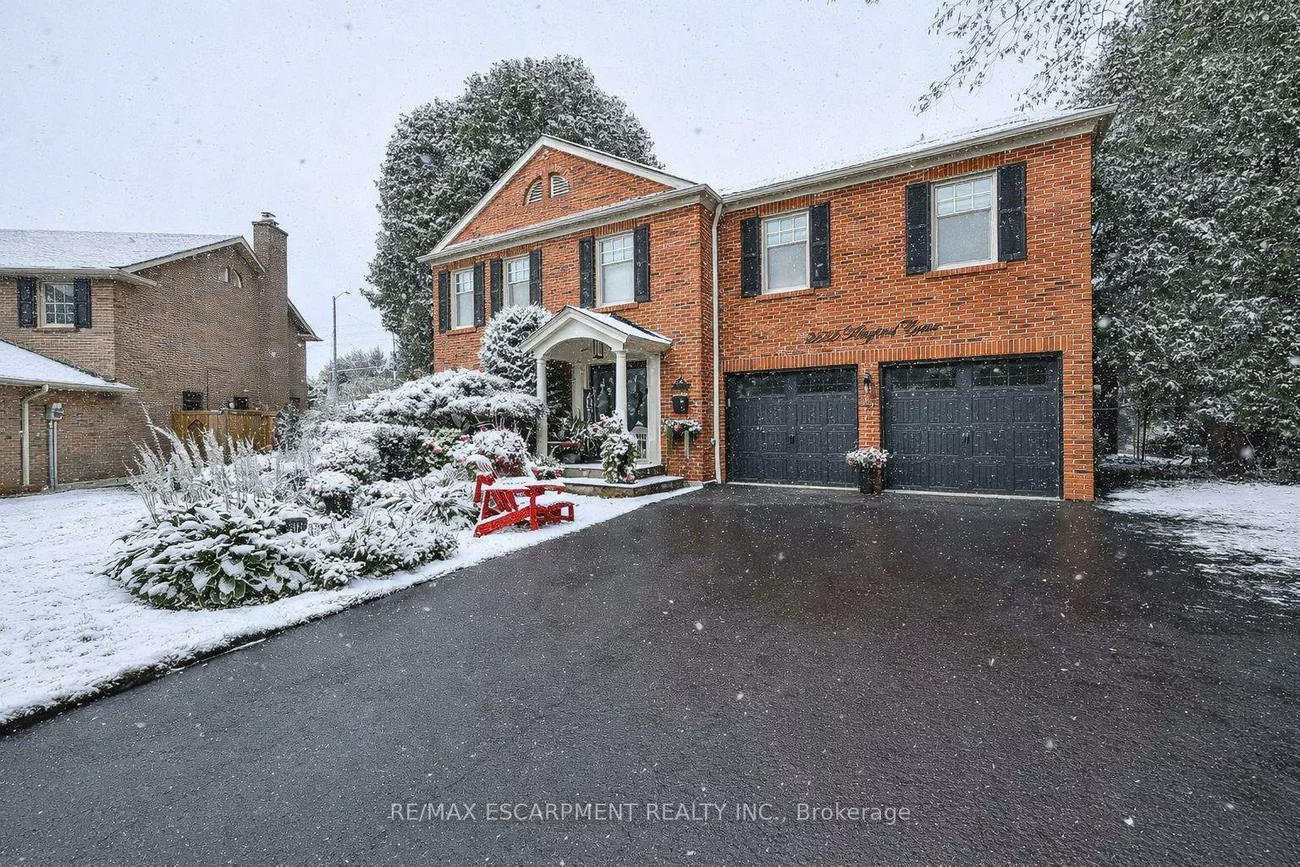 3555, Kingbird, Erin Mills, Mississauga