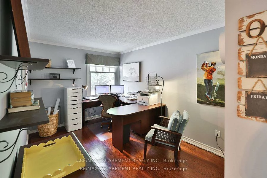 3555, Kingbird, Erin Mills, Mississauga