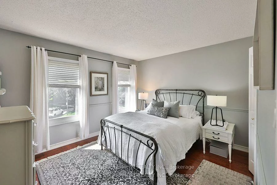 3555, Kingbird, Erin Mills, Mississauga