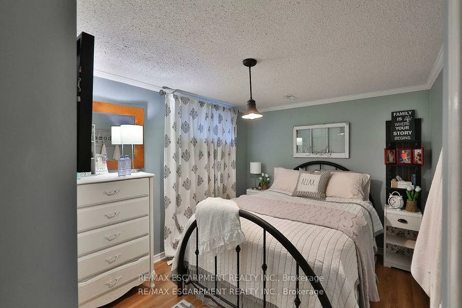 3555, Kingbird, Erin Mills, Mississauga