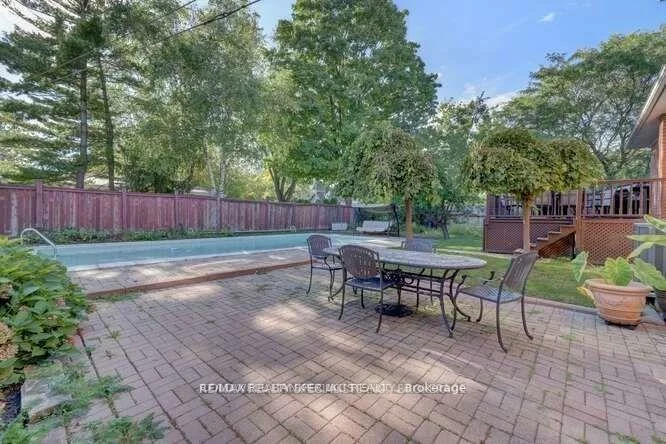 2220, Springfield, Sheridan, Mississauga