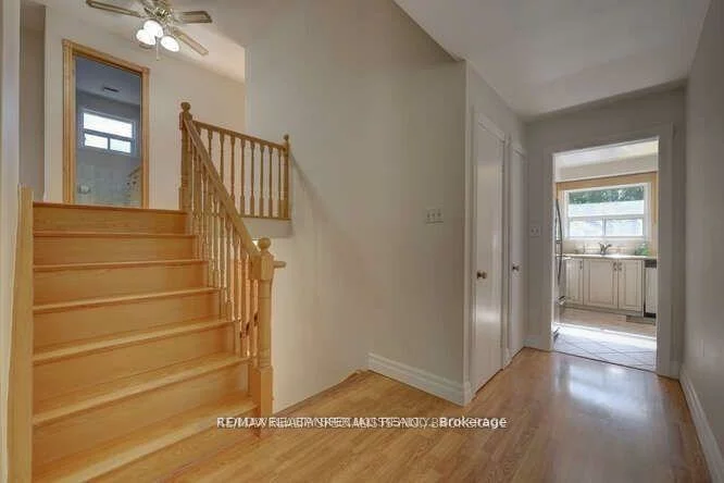 2220, Springfield, Sheridan, Mississauga