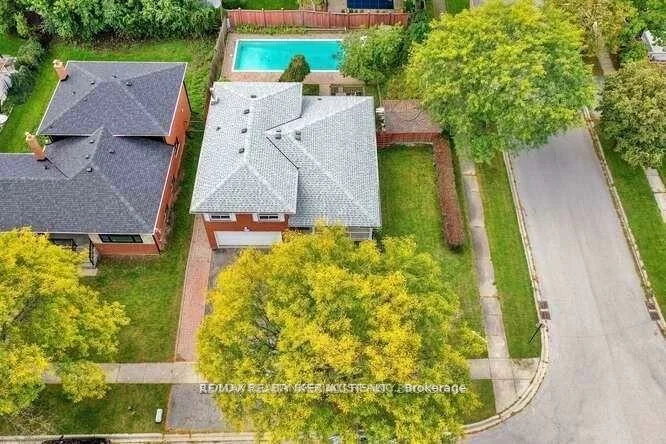 2220, Springfield, Sheridan, Mississauga