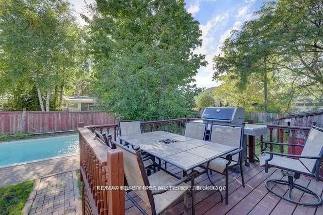 2220, Springfield, Sheridan, Mississauga