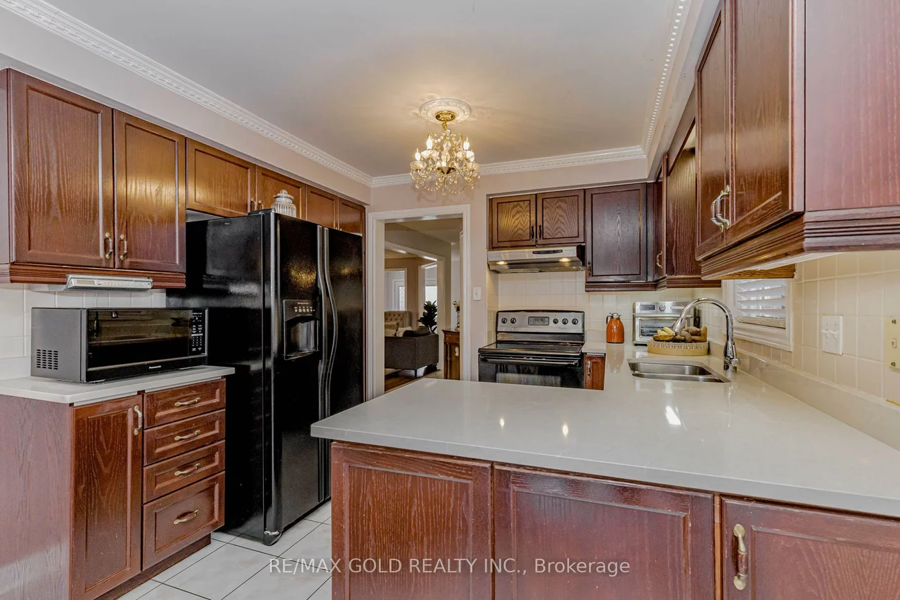 6483, Seaver, East Credit, Mississauga