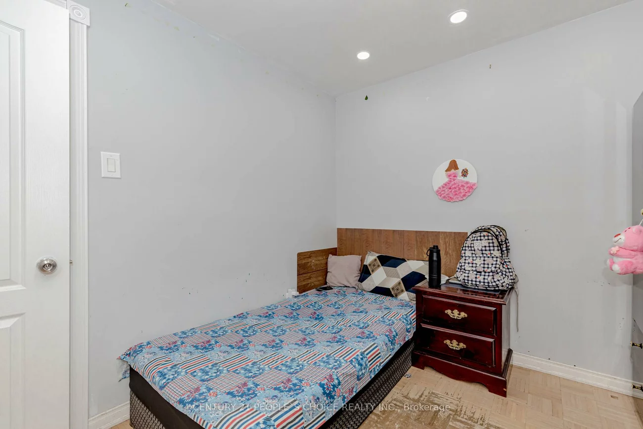 4104, Brandon, Malton, Mississauga