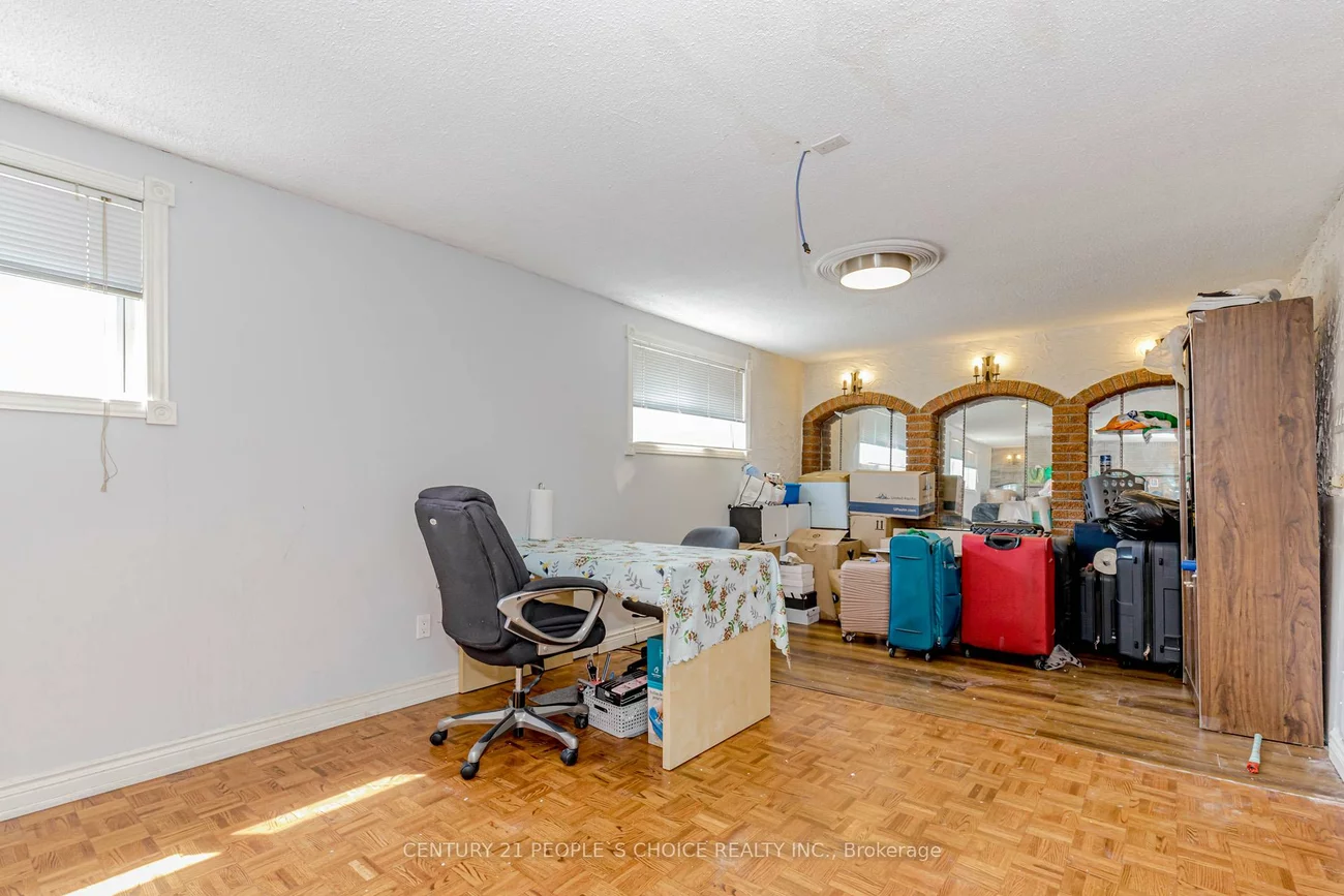 4104, Brandon, Malton, Mississauga