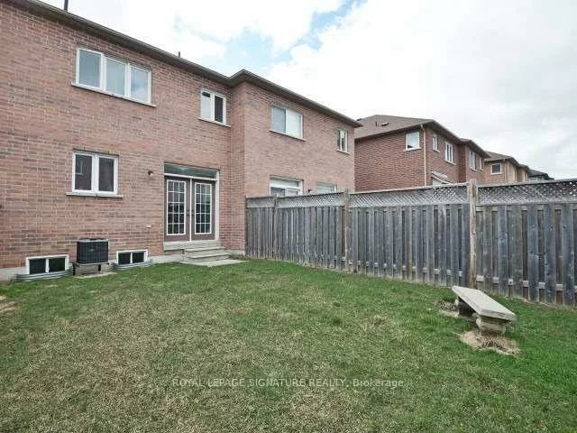 67, Breton, Hurontario, Mississauga