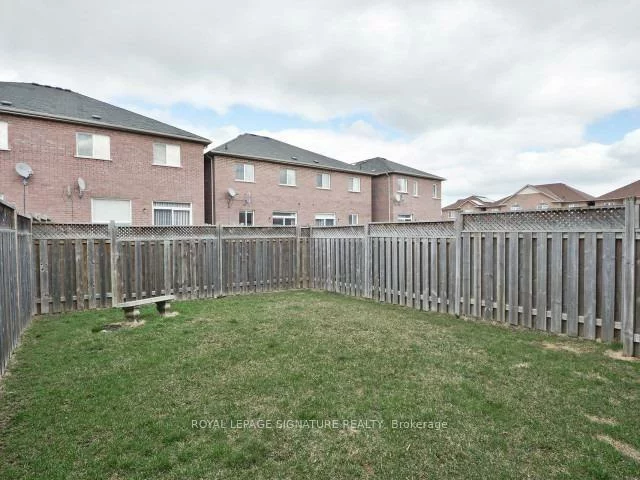67, Breton, Hurontario, Mississauga