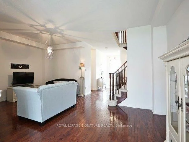 67, Breton, Hurontario, Mississauga