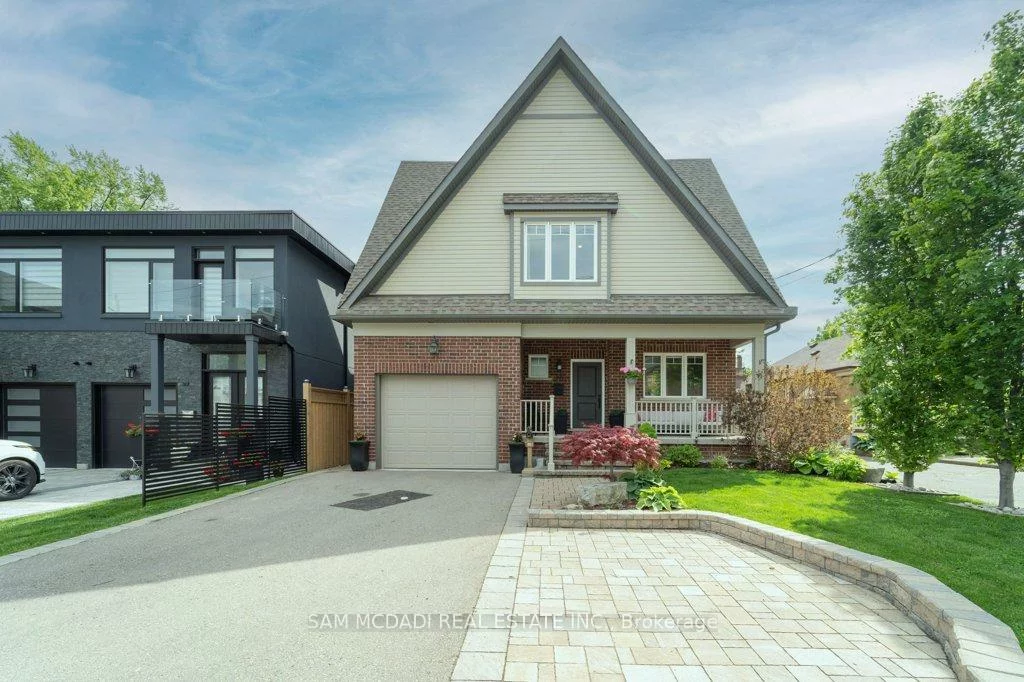 38, Pine, Port Credit, Mississauga