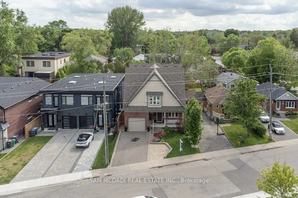 38, Pine, Port Credit, Mississauga