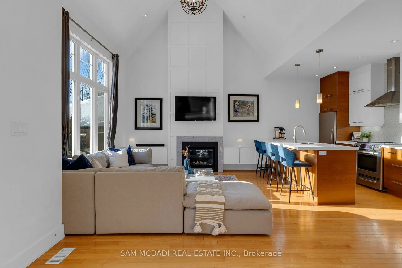 38, Pine, Port Credit, Mississauga