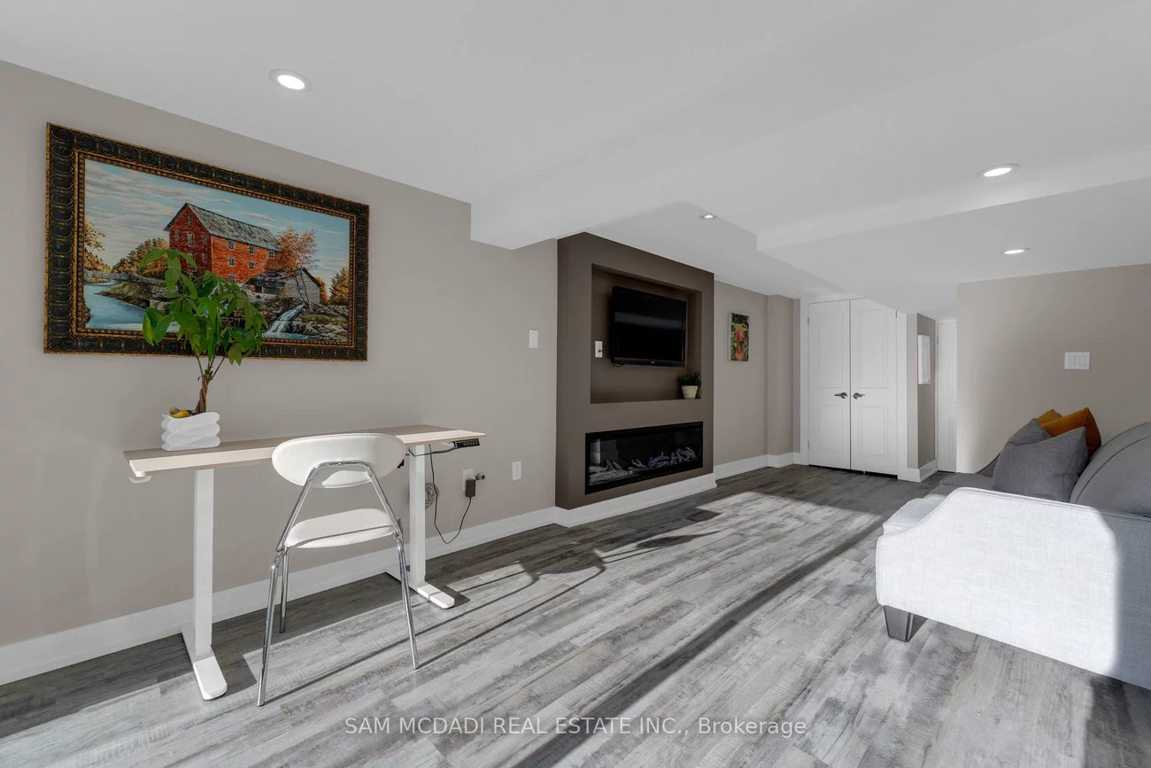 38, Pine, Port Credit, Mississauga