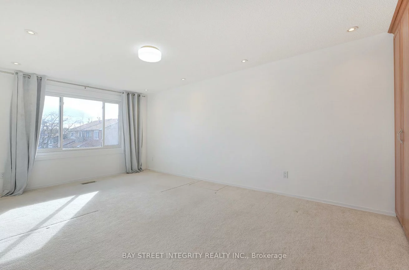 976, Raintree, Lorne Park, Mississauga