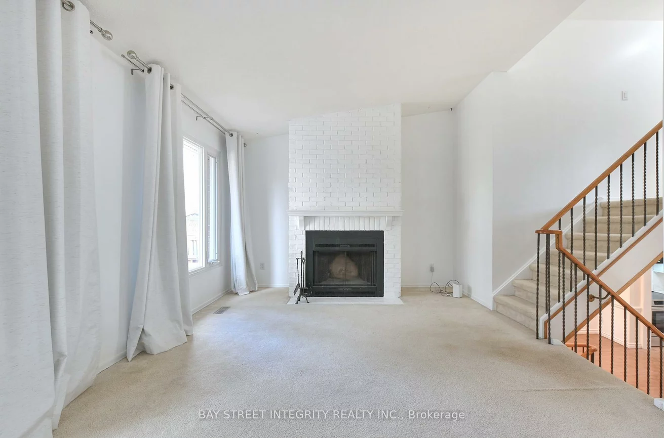 976, Raintree, Lorne Park, Mississauga