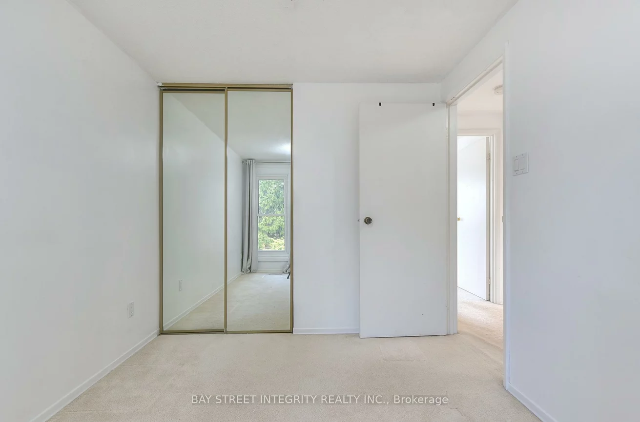 976, Raintree, Lorne Park, Mississauga