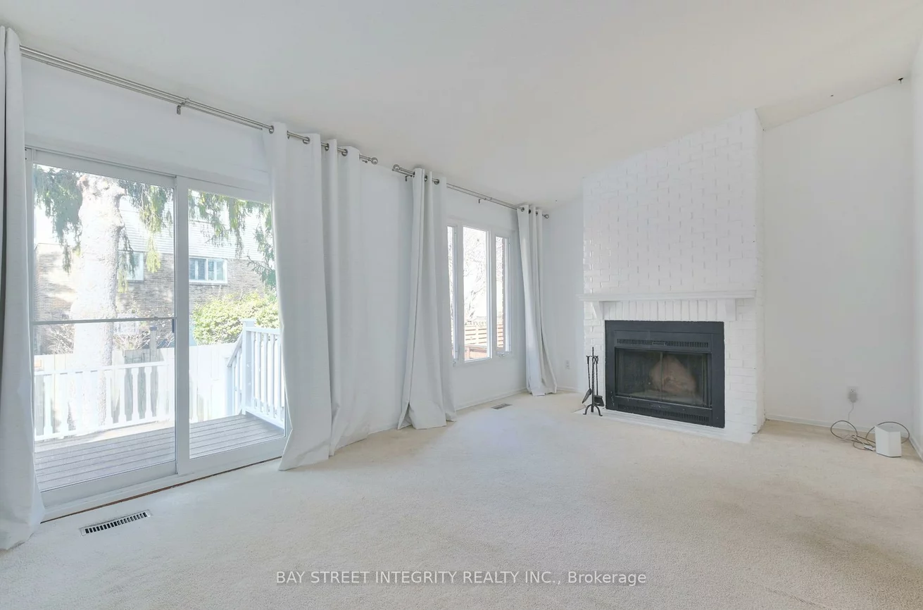 976, Raintree, Lorne Park, Mississauga