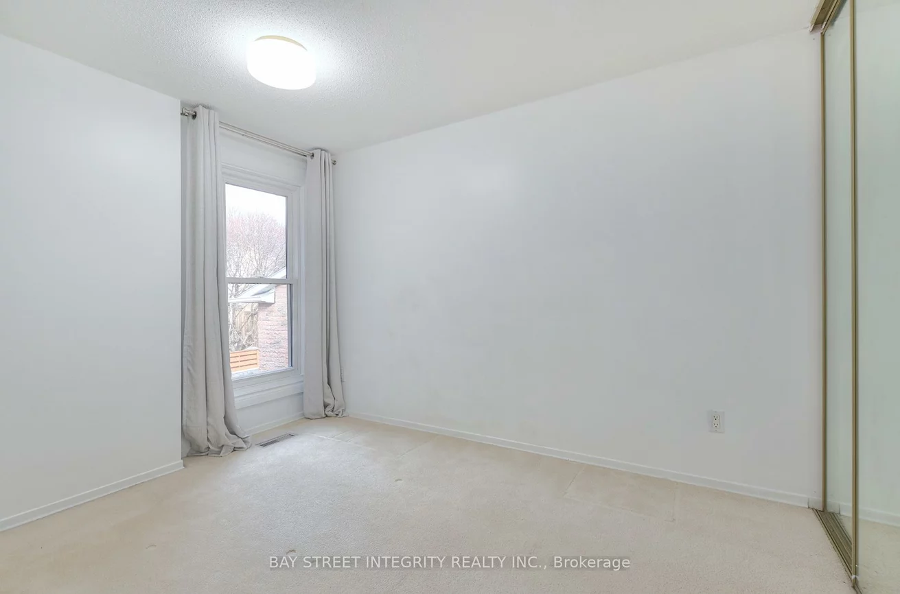 976, Raintree, Lorne Park, Mississauga