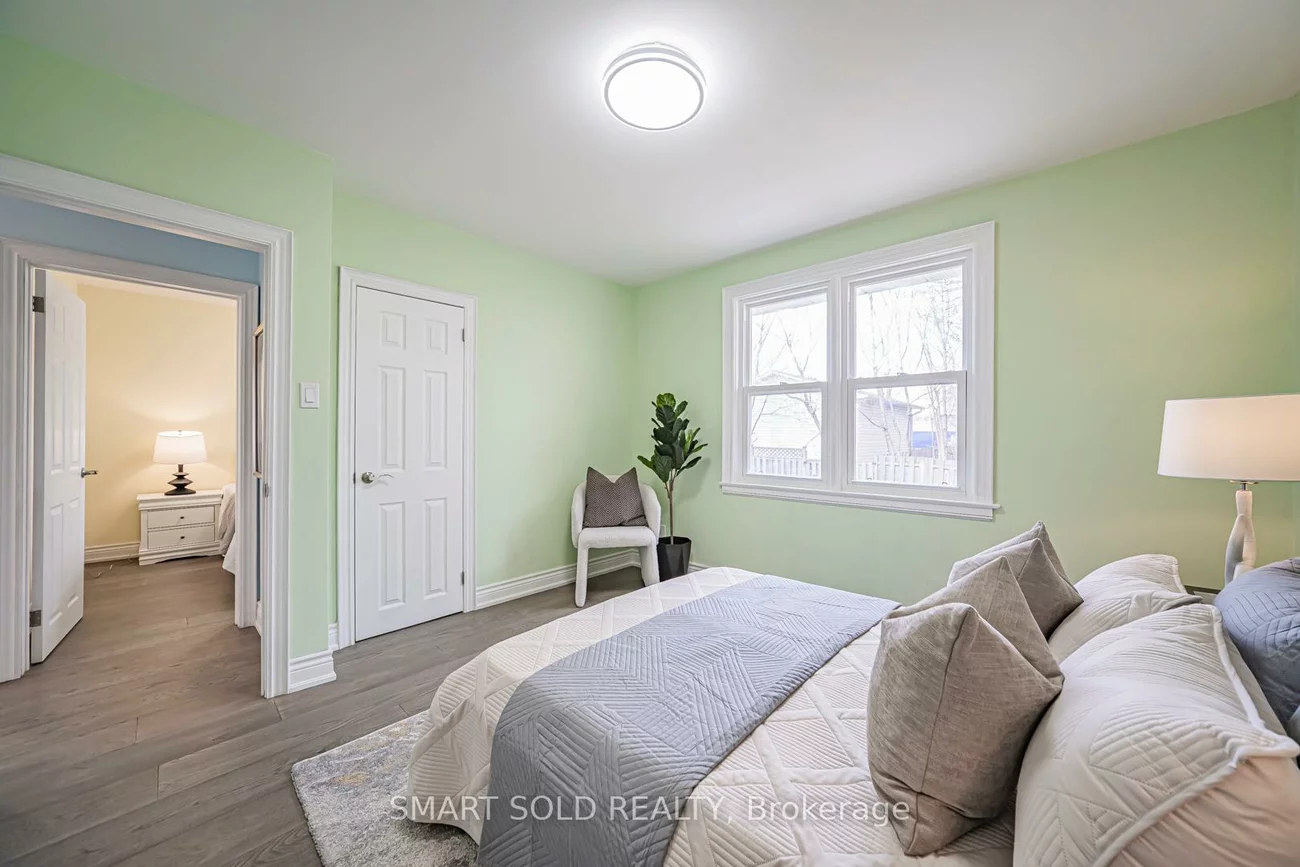 995, Garrard, Lakeview, Mississauga