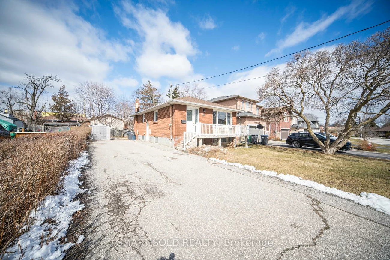 995, Garrard, Lakeview, Mississauga